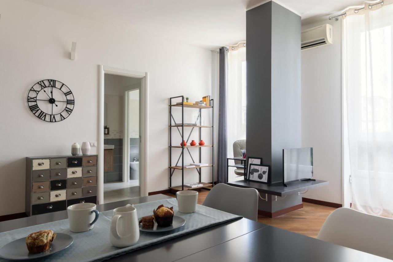 Joivy Superb Flat With Home Office Milano Exteriör bild